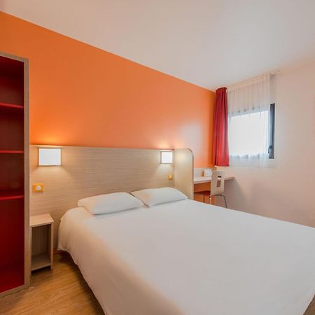 Hotel Eco La Rochelle Centre Les Minimes Экстерьер фото