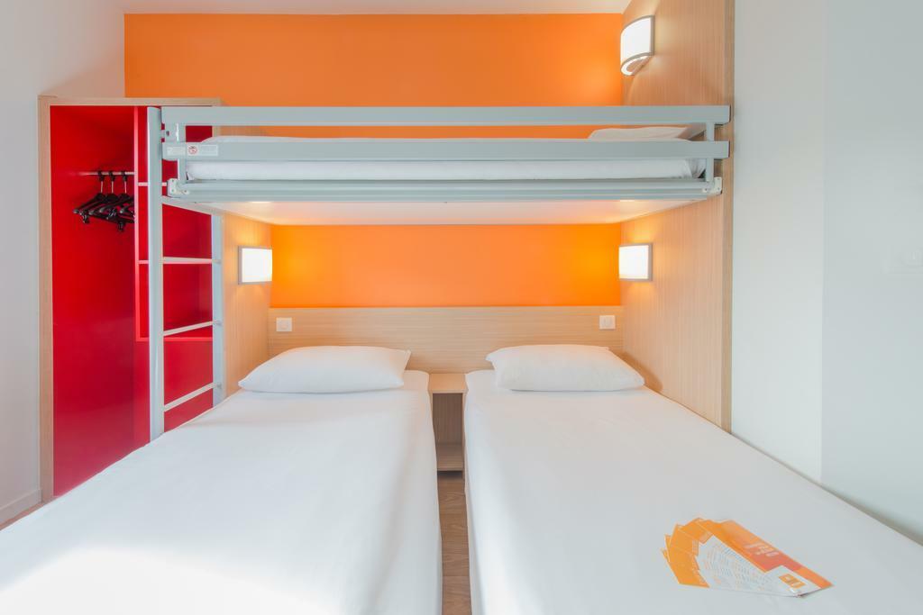 Hotel Eco La Rochelle Centre Les Minimes Экстерьер фото